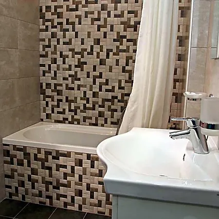 Otel Valedina 3*