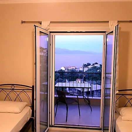 Valedina 3* Agios Petros (Arcadia)